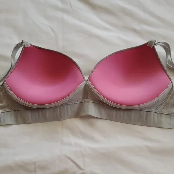 VICTORIA'S SECRET Pink sports bra size 32DD - Picture 3 of 6